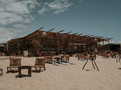 The folding fan, ice cream and the Atlantic coast